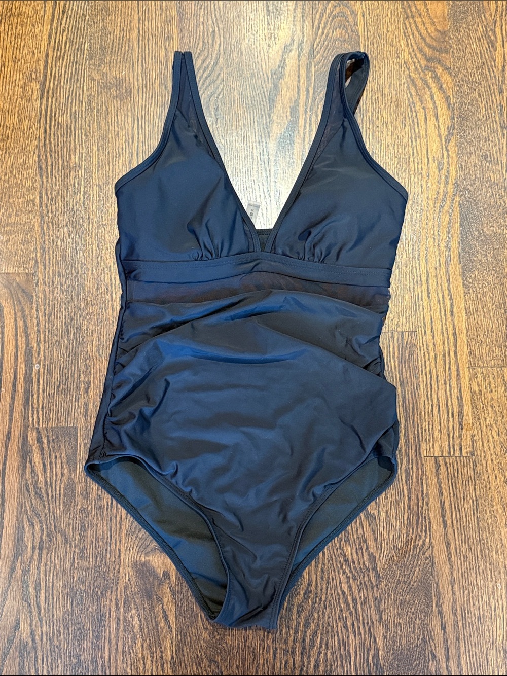 One piece swim - Women’s size medium one piece tummy control swimsuit